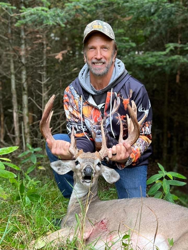 2022 Hunts Wild Rivers Whitetails